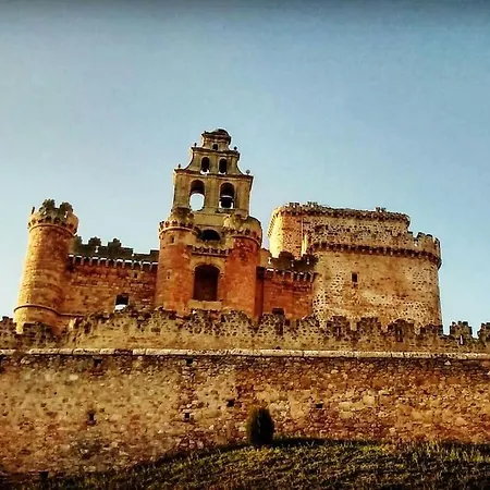 El Pajar De Tenzuela بيت للعطل *